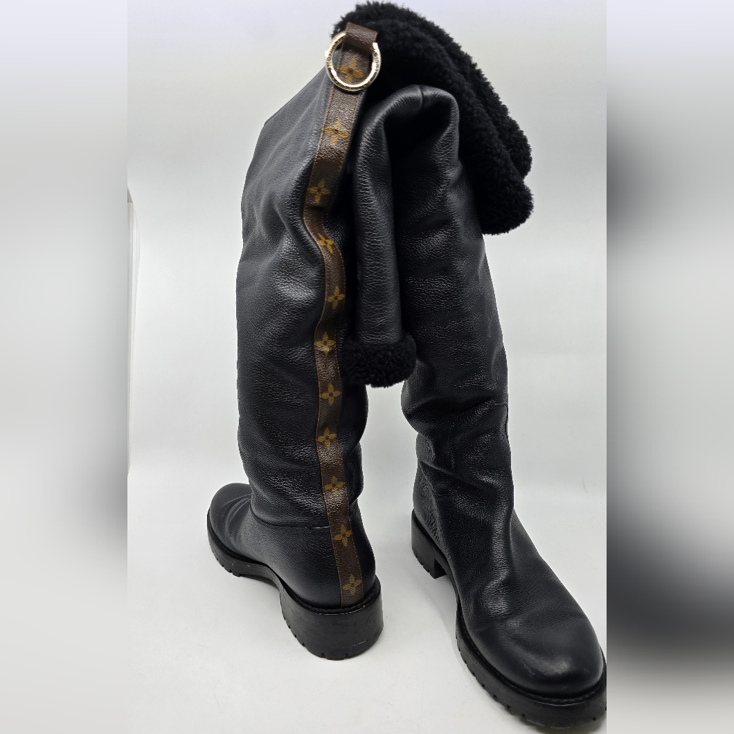 Louis Vuitton Discovery Flat Thigh High Boots W/ Shearling Lining